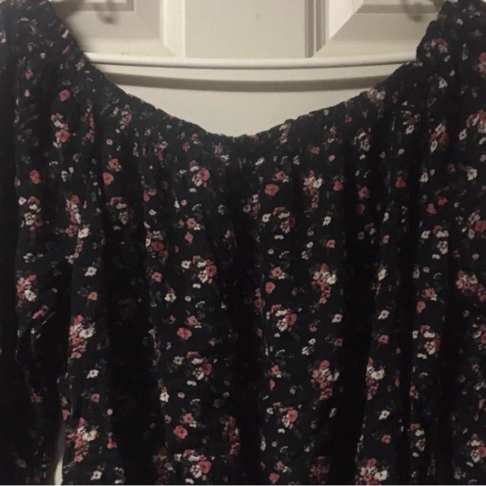 Aeropostale ~ Women’s ~ Top ~ Large  ~ Excellent Condition ~ Blouse - Picture 6 of 16